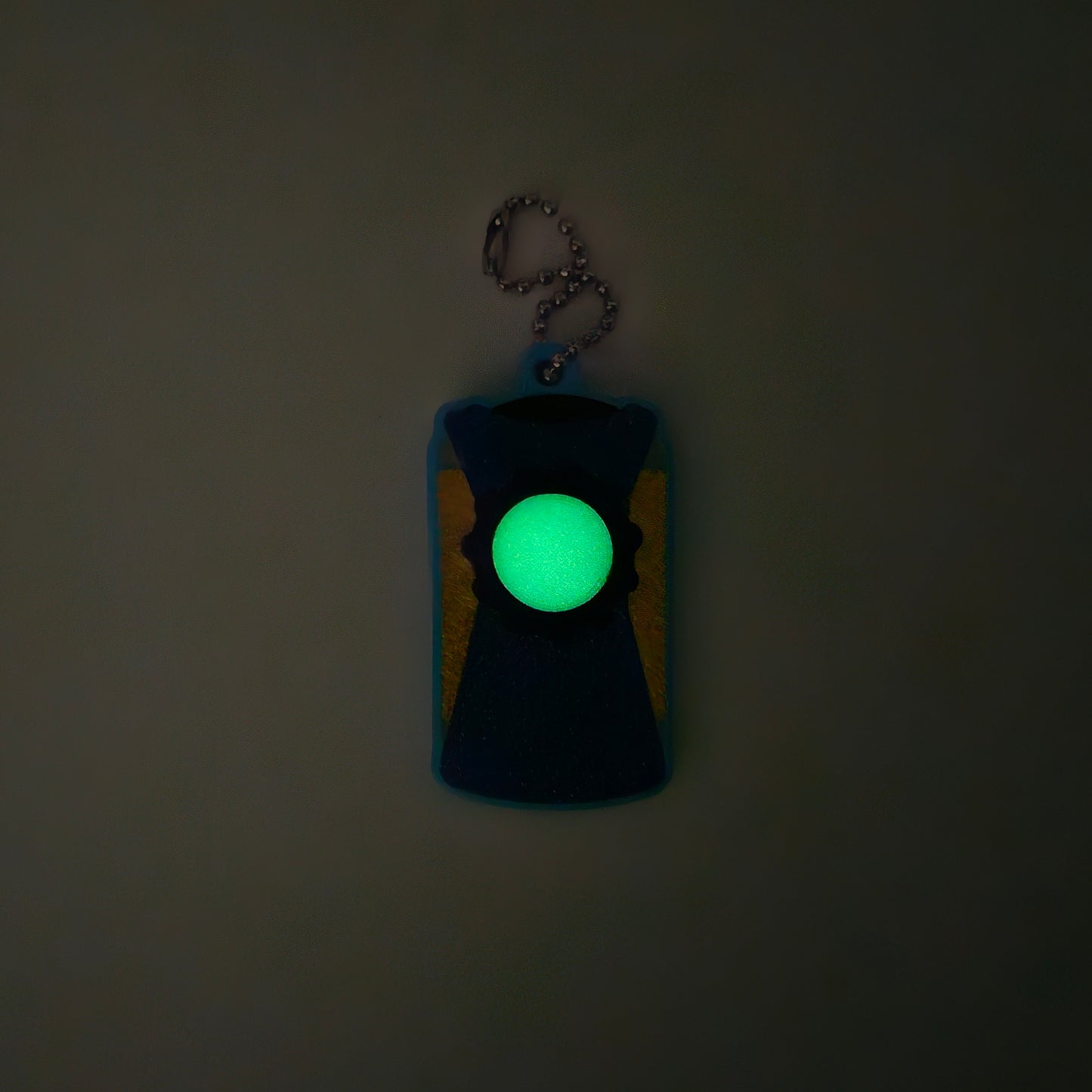 Glitch v2, Bob's Upgraded Keytool 2D Keychain - ReBoot